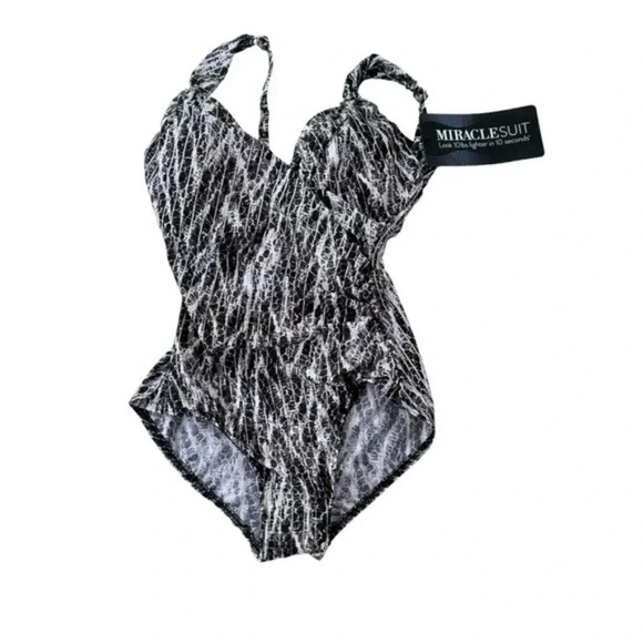 Miraclesuit Metallic Silver Chevron Python Siren OnePiece Swimsuit Size 8 NWT - Picture 4 of 14